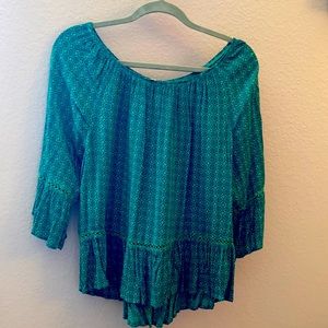 Green and navy 3/4 sleeve blouse by Democracy